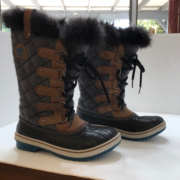 Sorel Tofino ll Quilted Felt Snow Boots - Picture 6 of 13